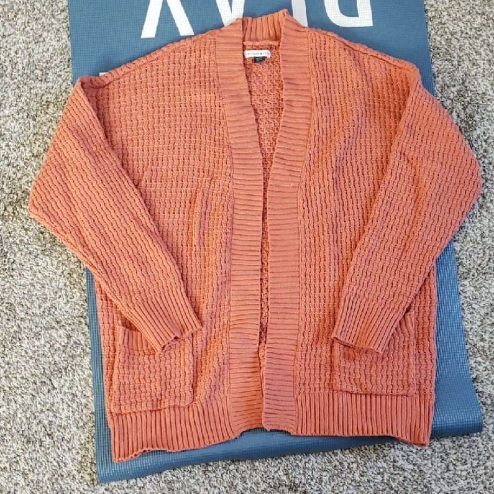 American Eagle Open Front Cardigan Rust Color Never Worn